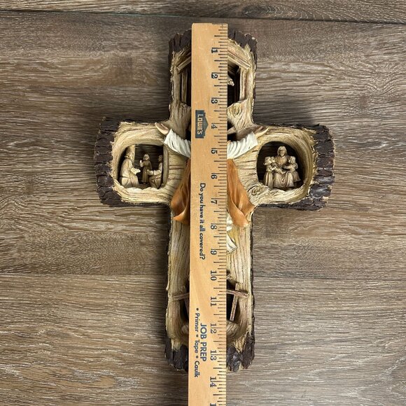 Wooden Cross With Jesus & Nativity Sculptures - Picture 11 of 13